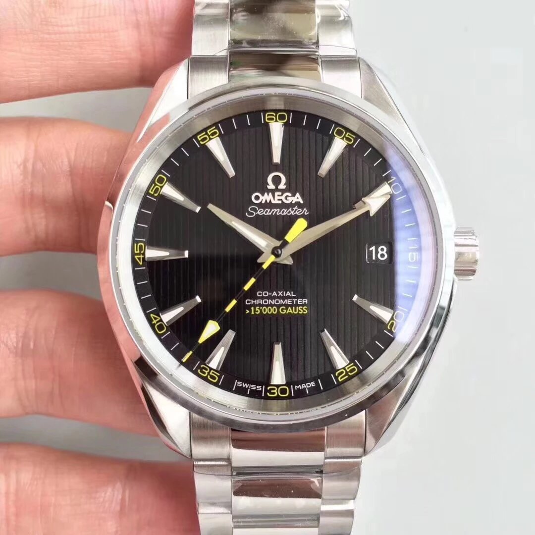 VS厂欧米茄海马系列150米大黄蜂钢带黑盘手表